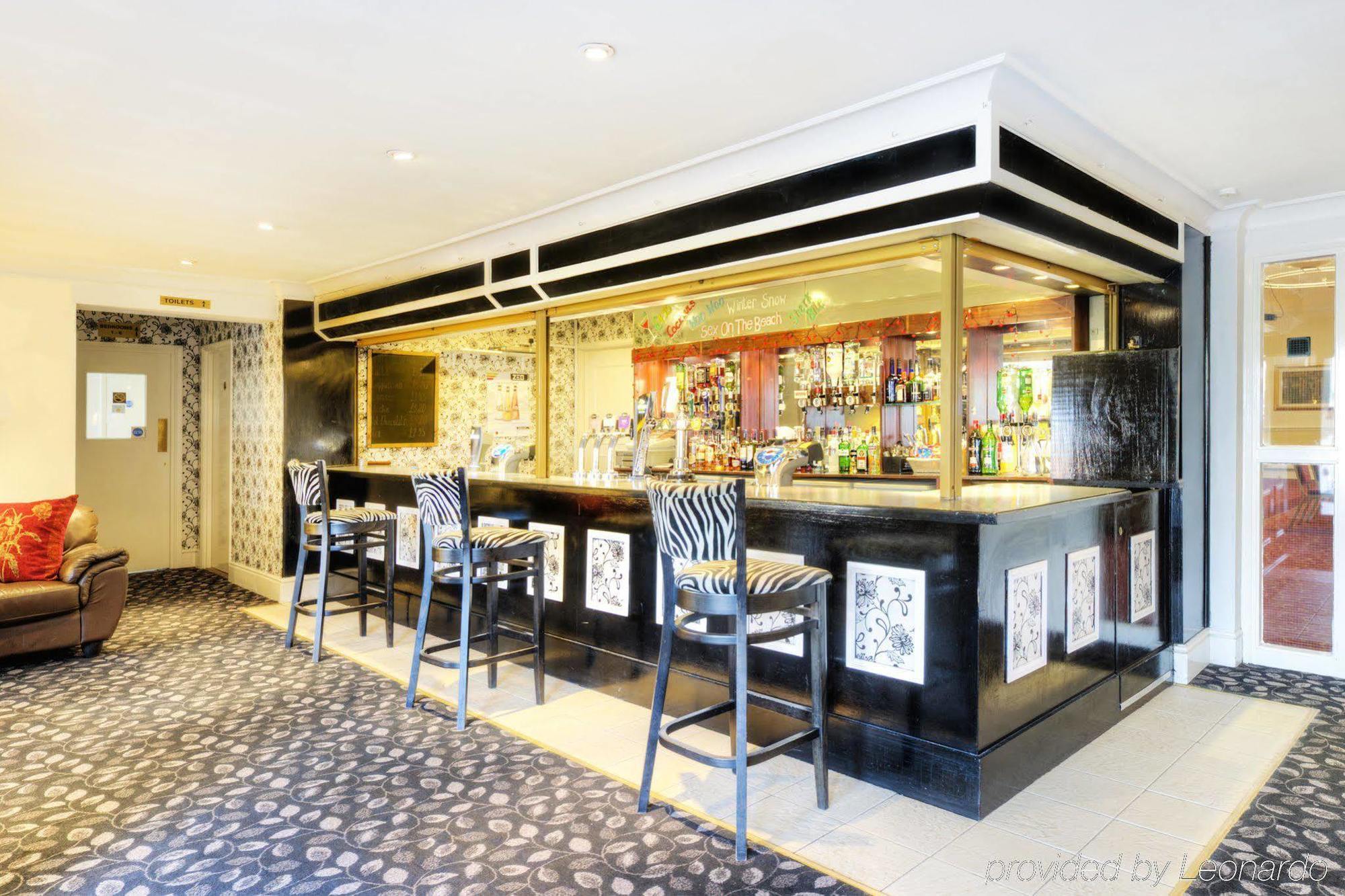 Flexistay Reading West Aparthotel - With Communal Kitchen Use Exteriér fotografie