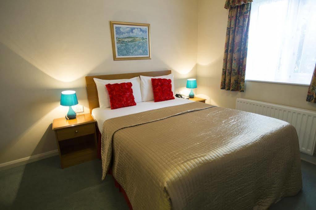 Flexistay Reading West Aparthotel - With Communal Kitchen Use Exteriér fotografie